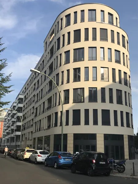 Zuhause mit 3 Zimmern in zentraler Lage von Berlin Mitte — photo 1
